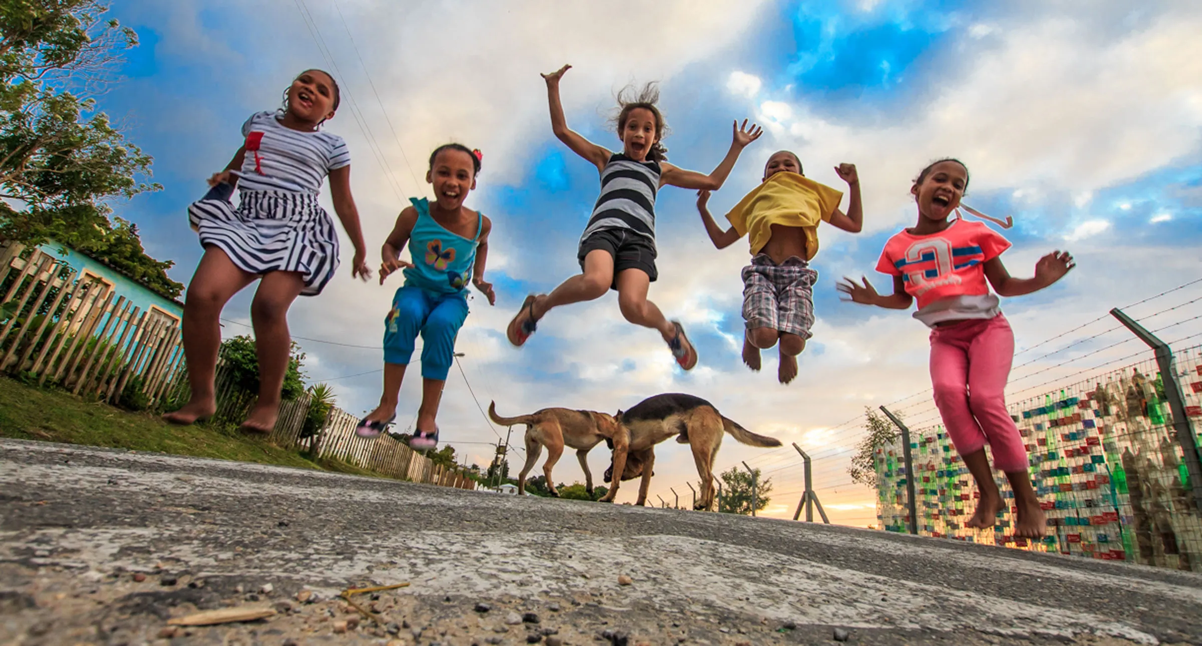 KILT who we are knysna children jumping